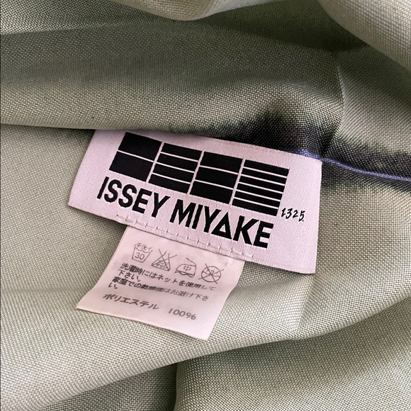 Issey Miyake  green  132 5. origami top JP3 US M, very rare - Picture 7 of 8